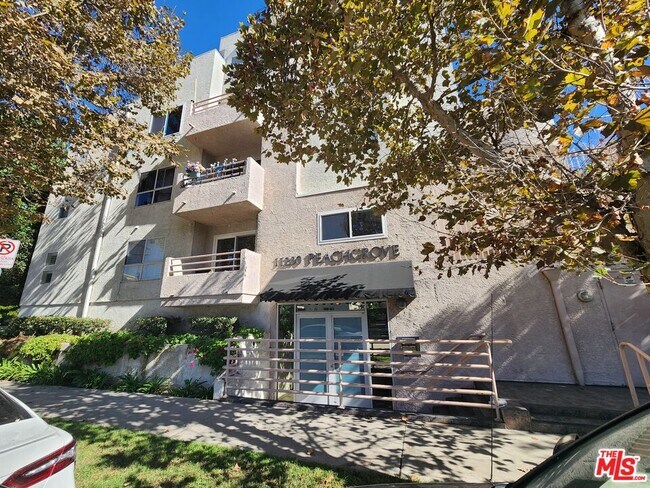 Foto del edificio - 11230 Peach Grove St