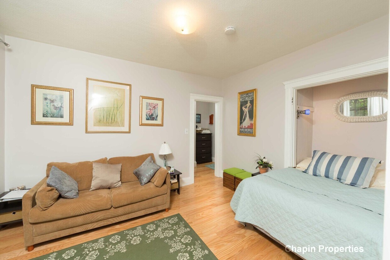 Foto principal - 185 Chestnut Hill Ave