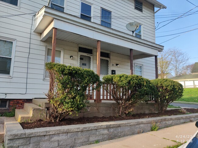 Building Photo - 29 Cottage Grn