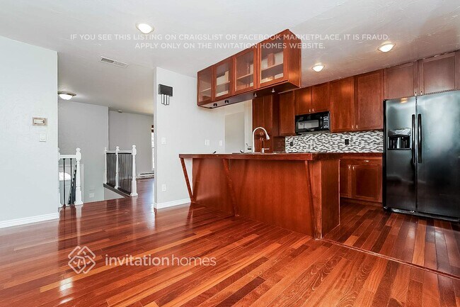 Building Photo - 9254 Garland St