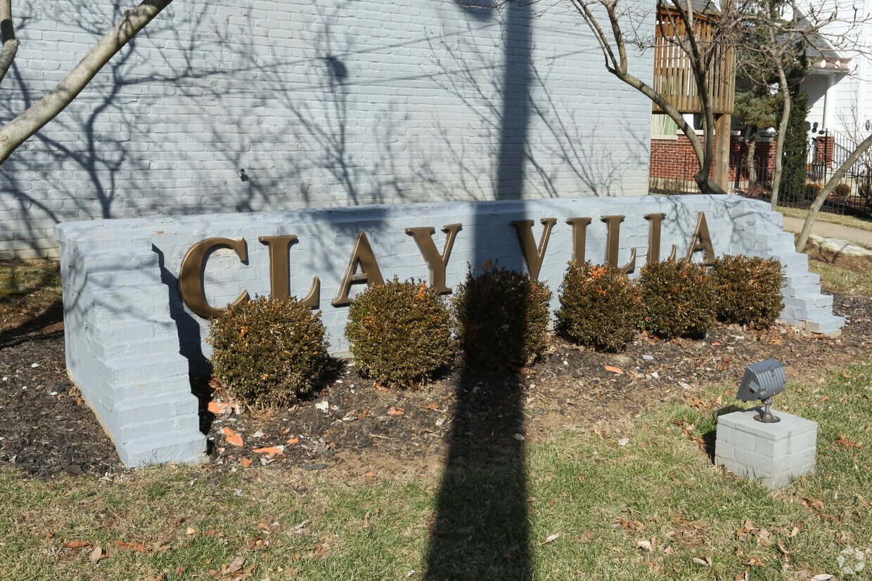 Building Photo - Clay Villa