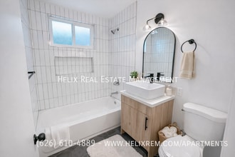 Building Photo - 1712 N Sierra Bonita Ave