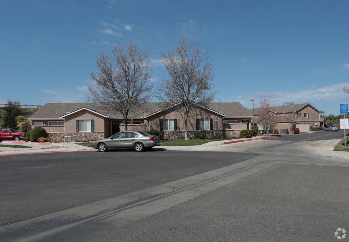 Trailside Apartment Homes - Trailside Apartments