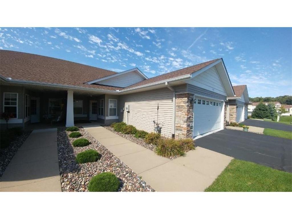 7445 Timber Crest Dr S, Cottage Grove, MN 55016 Townhome Rentals in