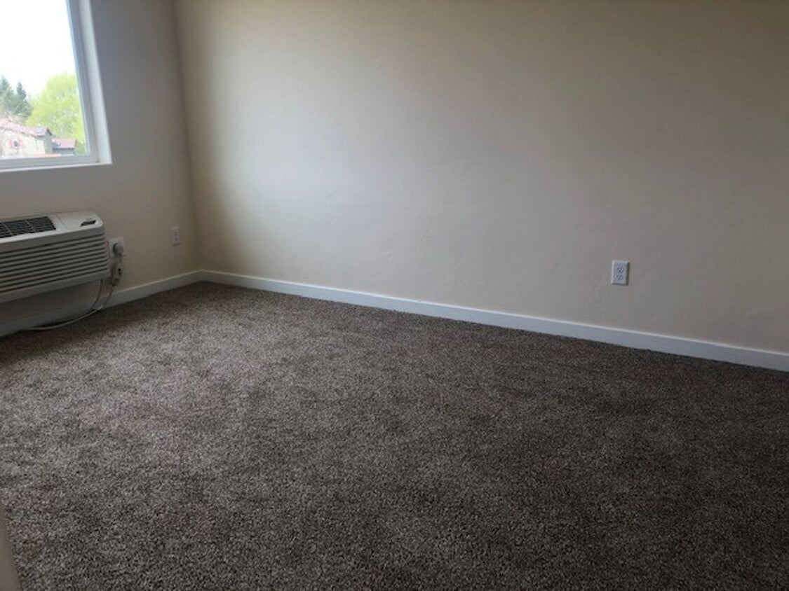 Building Photo - 1551 Aryn Ln