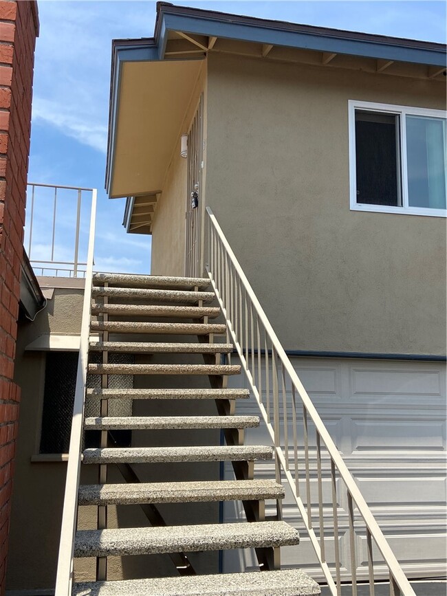 Building Photo - 176 Cecil Pl
