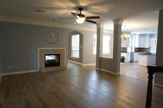Foto del edificio - 28003 Rose Ln