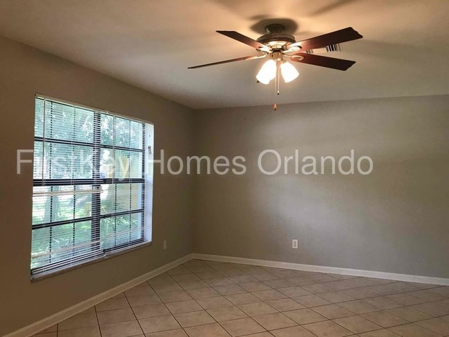 Building Photo - 5686 Altec Ct