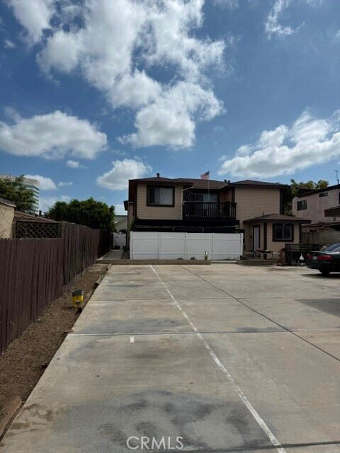 Foto del edificio - 17102 Oak Ln