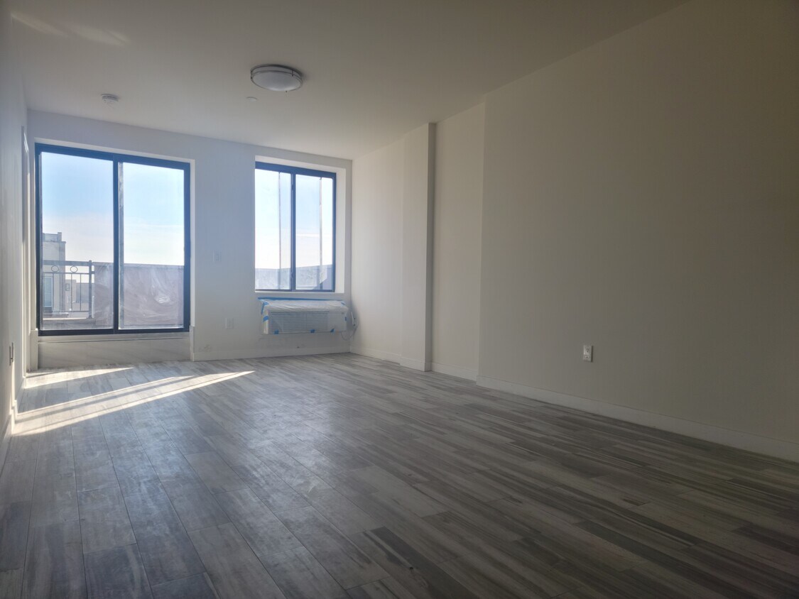 Primary Photo - Two Bed with Huge Terrace