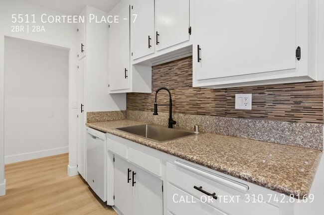 Building Photo - 5511 Corteen Pl