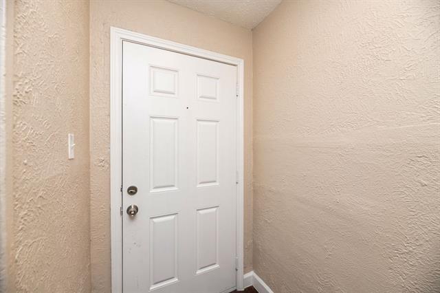 Foto del edificio - 1037 E Tucker St