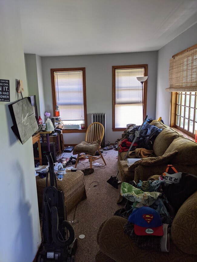 Foto del edificio - 408 Stewart Ave