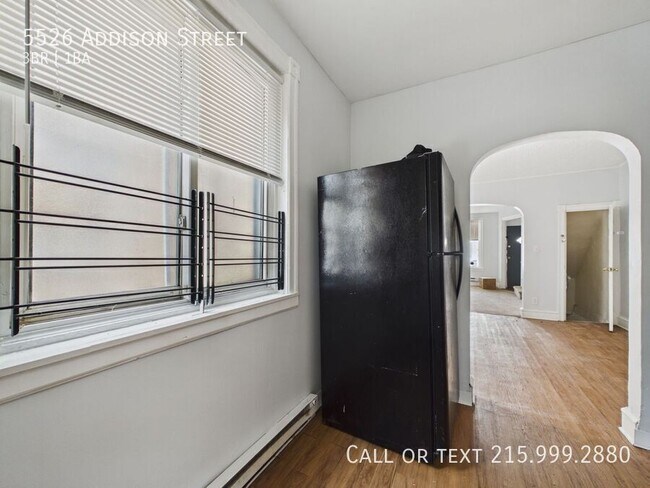 Foto del edificio - 5526 Addison St