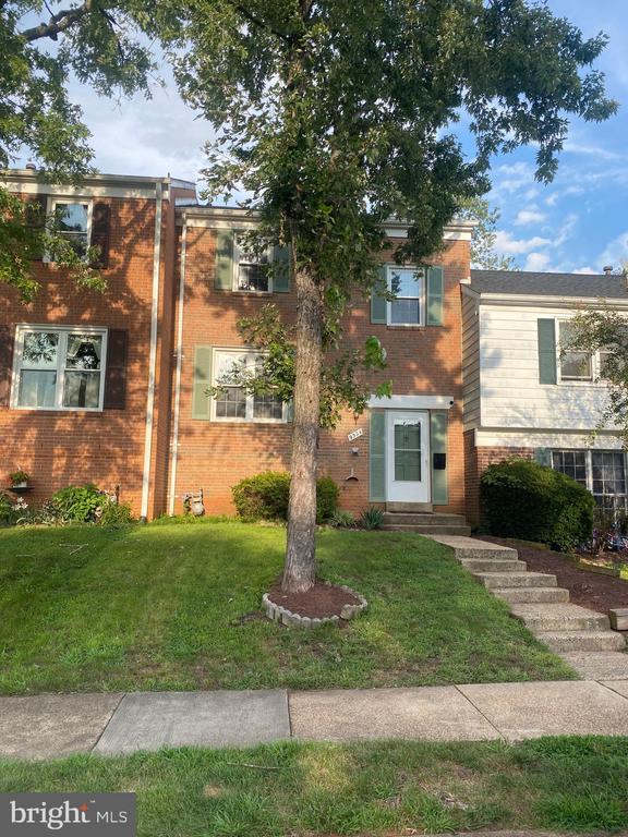Foto del edificio - 9524 Covington Pl