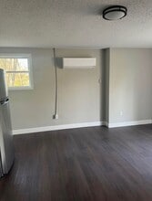 Building Photo - 1510 Aurora Ave SE