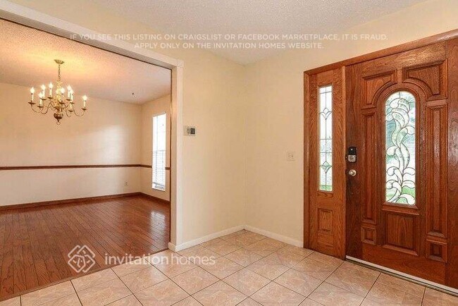 Foto del edificio - 3701 Kingsford Pl