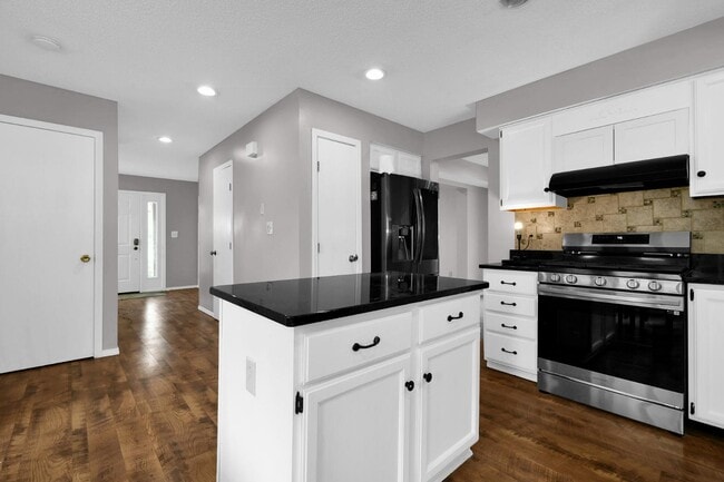 Building Photo - 4150 Eagle Head Dr