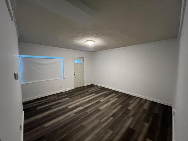 Photo - 16 Bridge St House