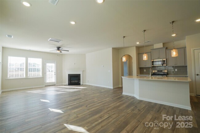 Foto del edificio - 1406 Caracara Ct