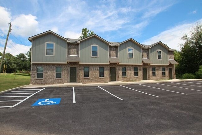 Foto del edificio - Available Now! 2 Bed 1.5 Bath Townhome! Li...
