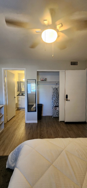 Photo - 1904 S Shannon Dr Townhome