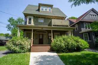 Building Photo - 117 Concord Pl