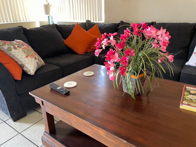 Foto del edificio - 2312 Palisades Dr