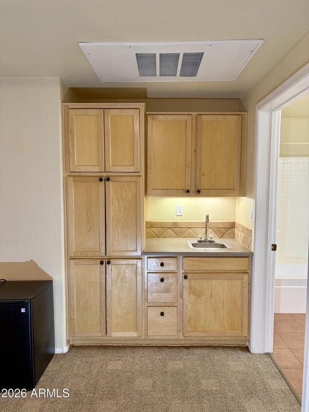 Building Photo - 16545 E Gunsight Dr