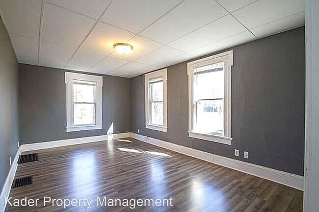 Foto del edificio - 3 br, 2 bath House - 860 Vine St.