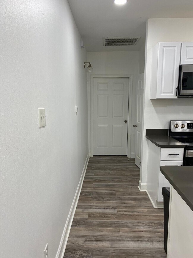 Foto del edificio - 2333 St Roch Ave