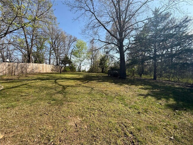 Building Photo - 34 Witherby Dr