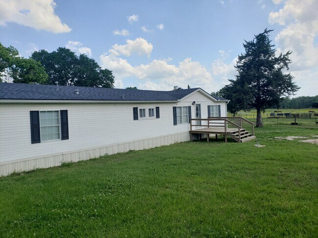 Front - 4411 FM 2693 Rd W