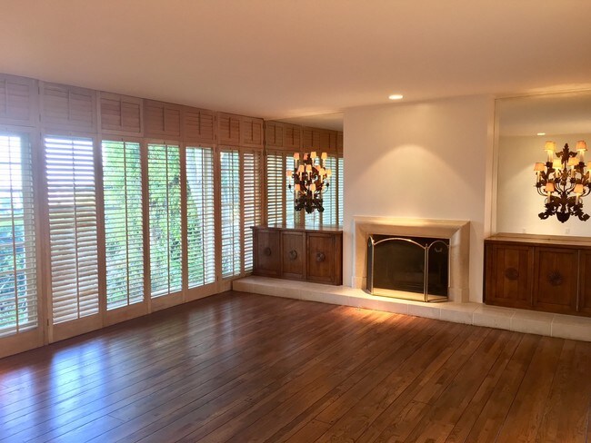 Foto del edificio - 8721 W Sunset Blvd