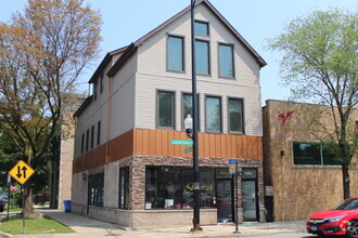 Building Photo - 3658 W Armitage Ave