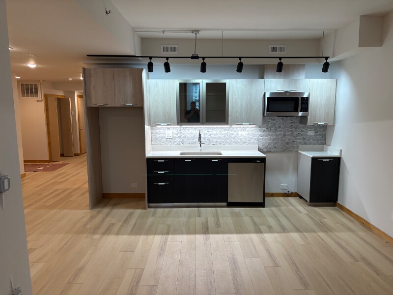 Foto principal - 4601 S Ellis Ave
