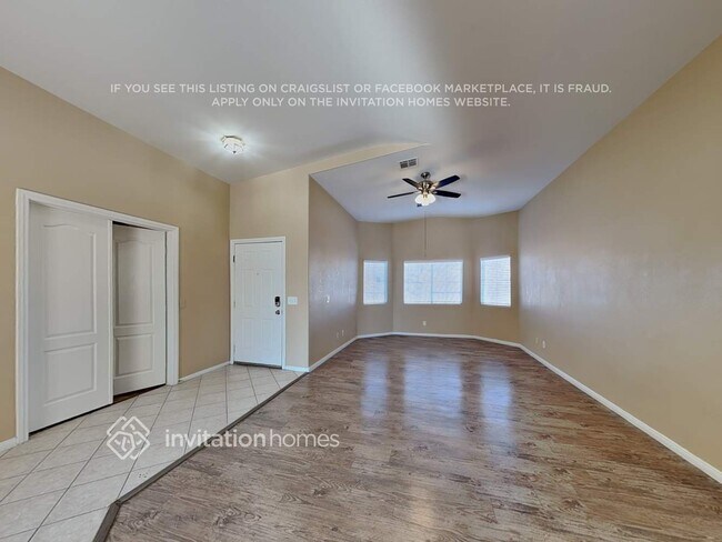 Foto del edificio - 311 Mulberry Glen Dr