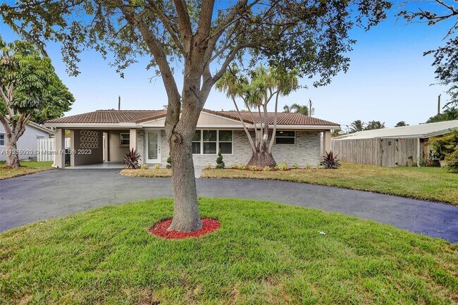 Foto del edificio - 1731 NE 59th Ct