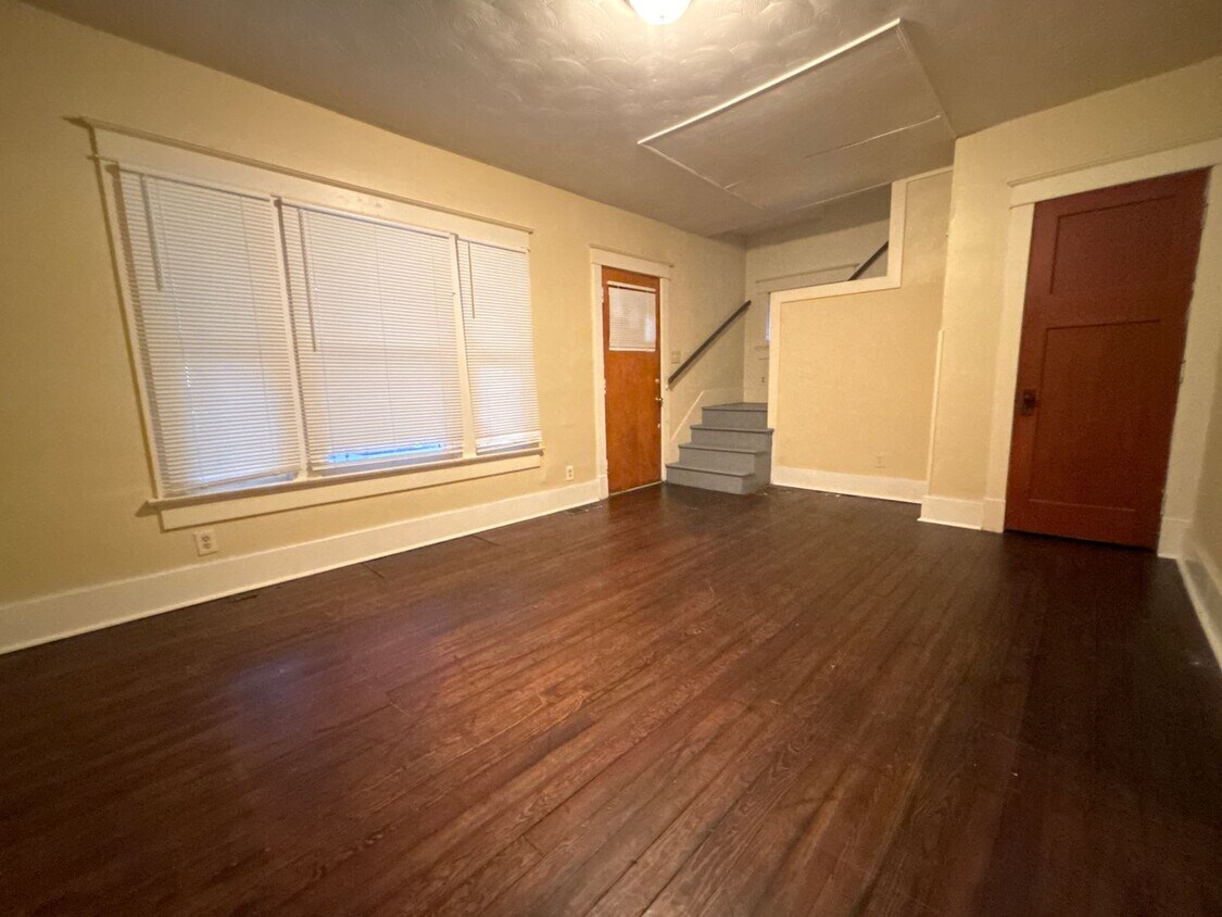 Foto principal - Parkwood Home **Move In Special!**