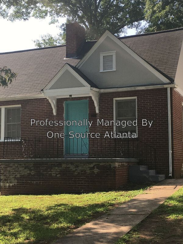 Primary Photo - 1364 Carnegie Ave