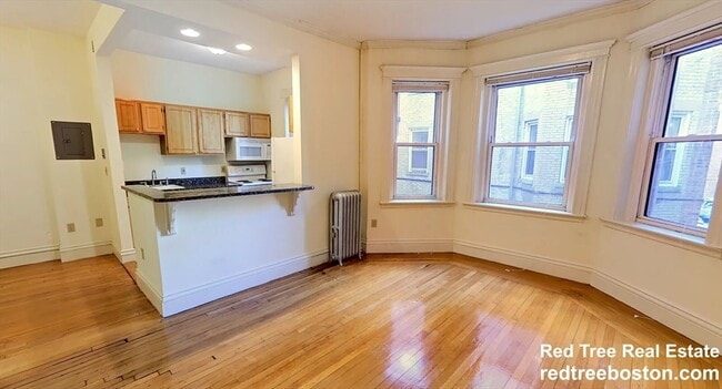 Building Photo - 111 Jersey St