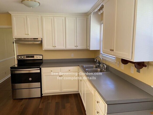 Foto del edificio - 424 American Rd