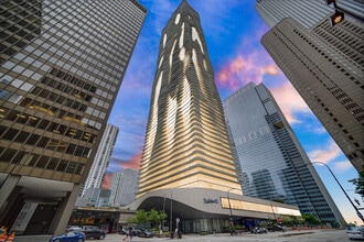 Building Photo - 225 N Columbus Dr
