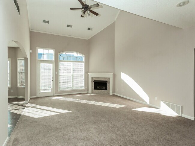 Foto del edificio - 1625 Blackalder Cove