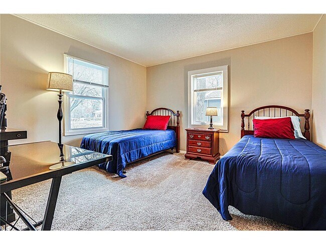 Foto del edificio - 16724 Upper 5th St N