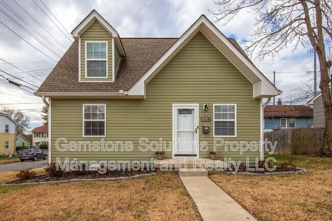 Photo - 1220 Berry St House