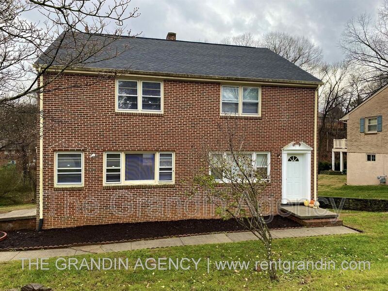 4320 Cresthill Dr, Cave Spring, VA 24018 House Rental in Cave Spring