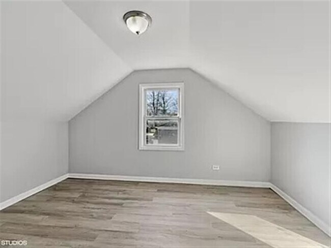 Building Photo - Gratifying Homes