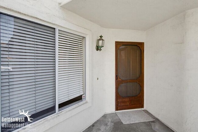 Foto del edificio - Lovely 3Bdm 2Ba Town-home in Rancho Peñasquitos!
