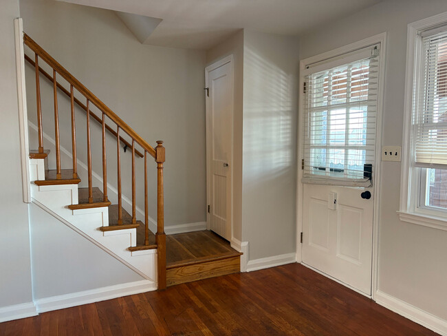 Front Entrance and Coat Closet - 7125 Gough St